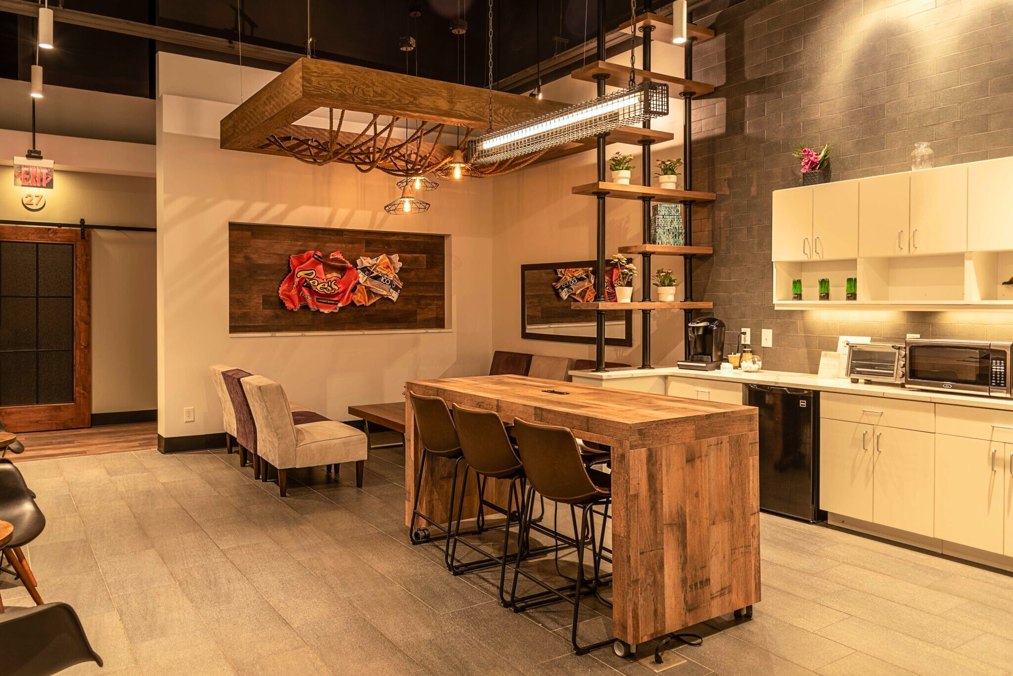 PS Community Room 2048x1367