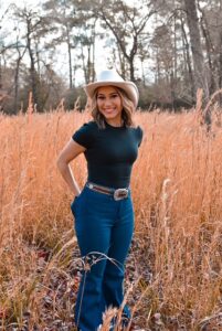 Alyssa ste 25 2 201x300