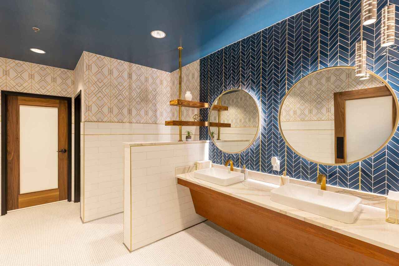 Salons JC 7 scaled 1 1 1