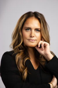 JCHeadshotsAmy 200x300