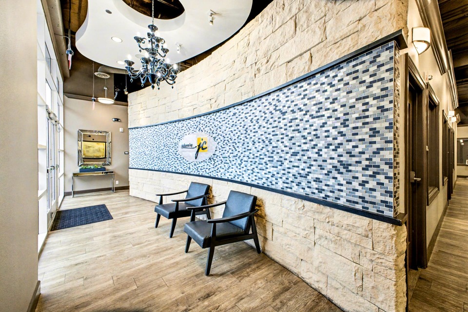 Scottsdale AZ Salons by JC 21