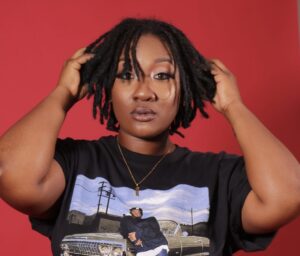 Valencia Head shot 300x256