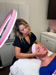 thumbnail 1A0C95C3 26C8 4E39 8643 AF2137144EB7 225x300