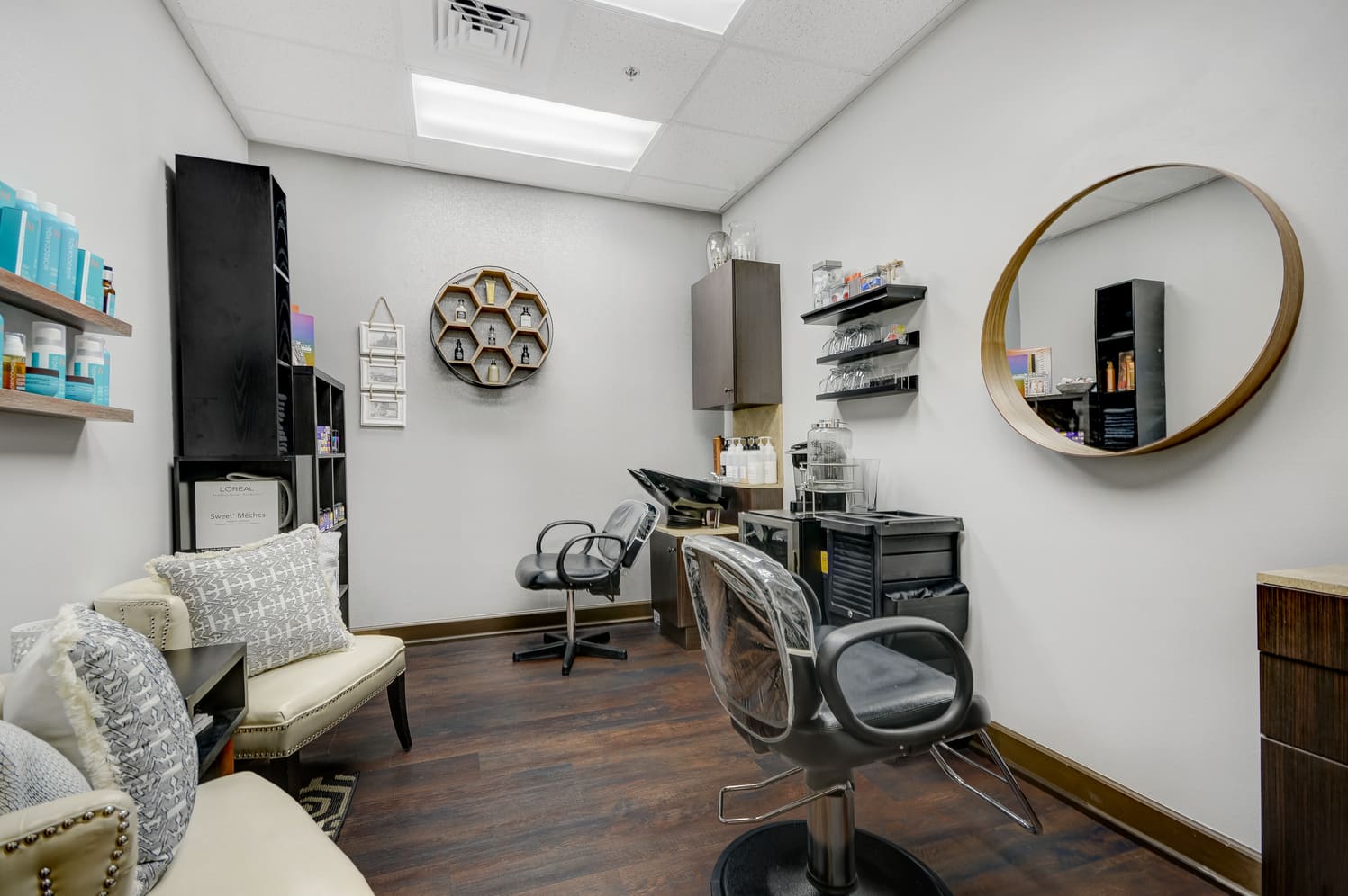 Seattle Lillie Royce Salon Suite 24 1 1 1