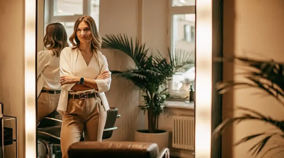 Your First Month in a Salon Suite: A Week-by-Week Timeline
